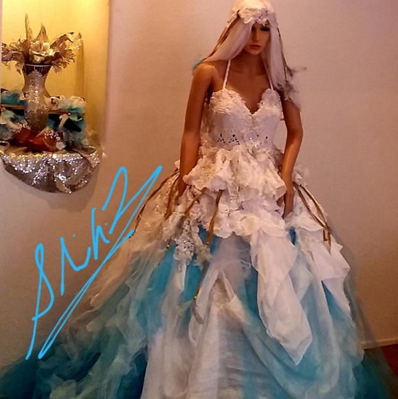 CHEROKEE Turquoise/White Boho Wedding Ballgown Se - Picture 1 of 13